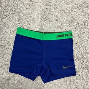 Nike Shorts Size S